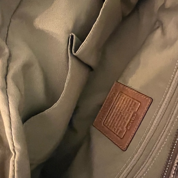 Coach Leather Purse - Picture 11 of 12